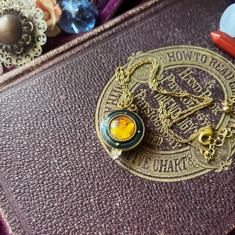 Avon Gold and Black Vintage-Inspired Necklace
